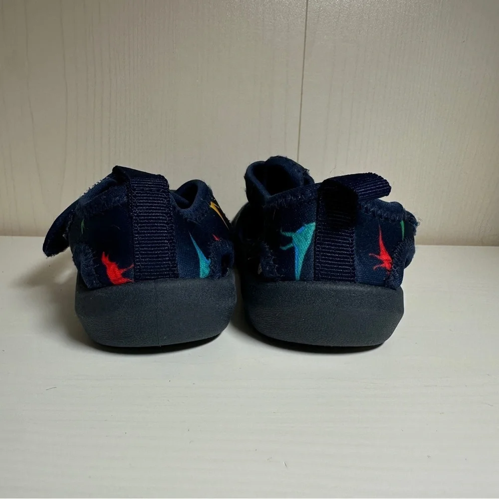 STQ Quick Dry Slip-On Water Shoes with Dinosaur Print Toddler Sz 6